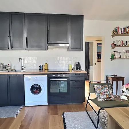 아파트 Bright 34 M Ideally Located In 파리